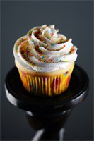 Cupcakes with Edible Glitter : Available in a Variety of Colors